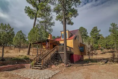 Image de O'Deer, Classic Cabin In The Woods - Private Hot Tub
