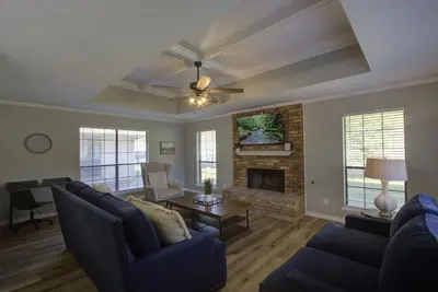 Image de Home Away from Home & Business Ready