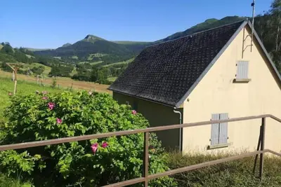 Image de Gîtes entre Salers et le puy Mary dans le cantal