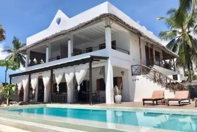 Image de Charming Villa -1 min from the best beach
