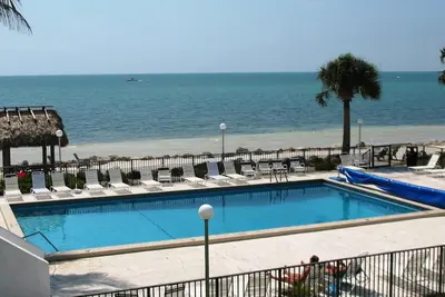 Tommy Bahama Charm w/Ocean View & heated Pool #29