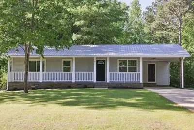 Image de Centrally located, freshly updated home in Oxford