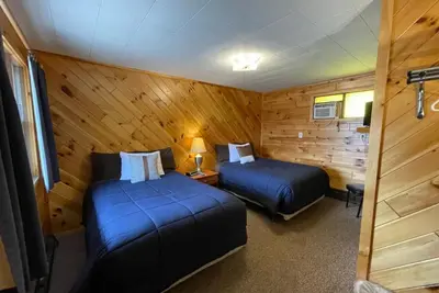 Image de Lyons in Onaway - 2 Full Beds - Room 7 - Sleeps 4