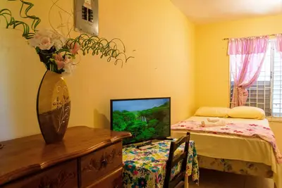 Image de Mona Suites : Self-Contained Studio