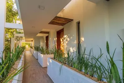 Image de Intimate apartment w/ Private Pool • Moots 202