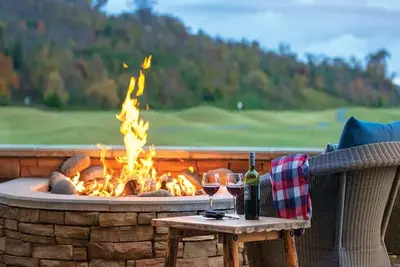 Image de 1 Bedroom Condo w/ Pool View in Great Smoky Mountains, Water Park, Golf Course! !