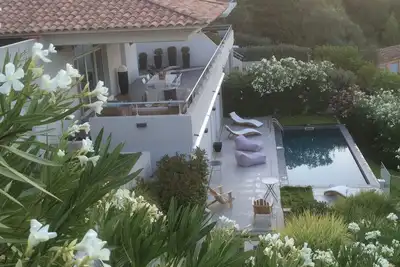 Image de Vaste Villa  Route des  Sanguinaires Face Aux Plages