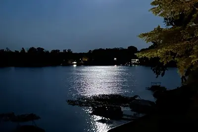 Image de All Sports Lake with Private Theater and Game Room