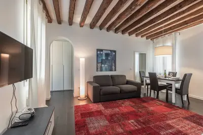 Image de Apt. Fidelio Design (150m from Rialto´s Bridge)