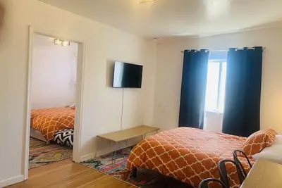 Image de Dragonfly newly renovated Historic Motor Lodge 20 minutes from Bryce Canyon.