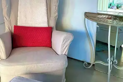 Private Garden Cottage