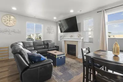 Image de Home Away From Home