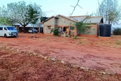 Image de Kikangenyi Villa in Voi