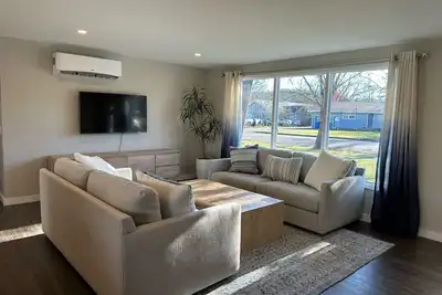 Image de Cascade Cottage: Comfy & Cozy, family friendly, close to dining, parks, wineries