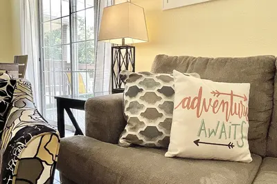 Image de Beautiful Family Friendly Private Condo with Indoor & Outdoor pools. Marina.