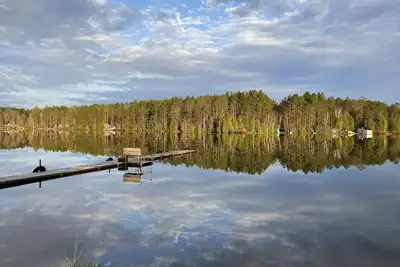 Image de Twin Pines Lake House\nOn beautiful Johnson Lake\nGwinn, Mi