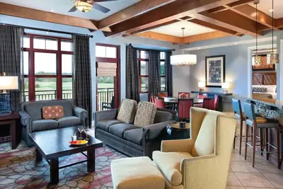 Image de 4 Bedroom Presidential Suite, Pool View, in Great Smoky Mountains!