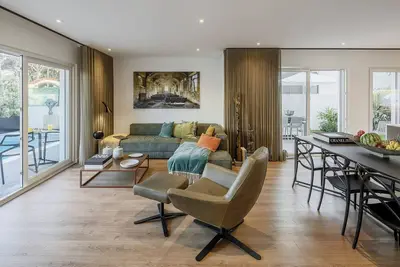 Image de Oasis Beach Villa - Luxury Private House with Pool