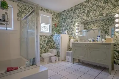 Image de Stunning Traditional Home