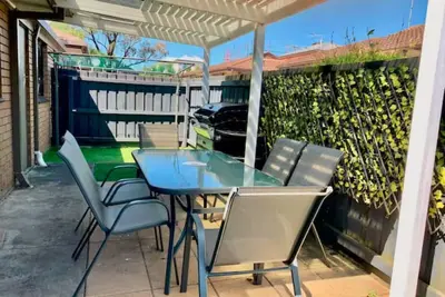 Image de Pet Friendly 2 Bedroom Unit Near Pakington Street