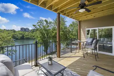 Image de Near Branson Landing: Panoramic Lake Taneycomo Views, Elevator, Community Pool & Free Tickets