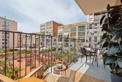Image de Lys - 2 bedrooms and pool in Eixample Esquerra