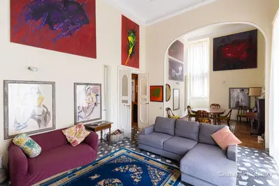 Art, confort and style in the best location for living Naples!