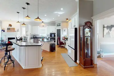 Image de Goldmine of a find 3-bedrooms!