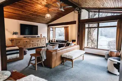 Image de Charming House With all the Home Comforts