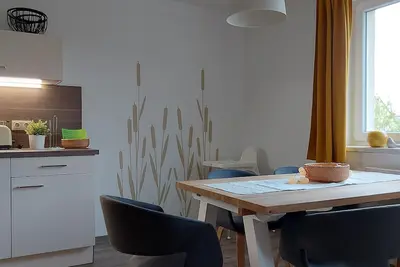 Image de Gemütlicher Rückzugsort Direkt am Burger Hafen