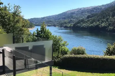 Image de Appartement 4 personnes à Gerês, avec plage privée