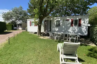 Image de Mobil-home 3 chambres proche plage à Fouras, idéal 6 pers. , équipement complet, calme assuré.