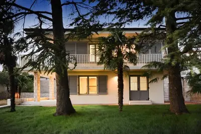 Image de Two Bedroom Apartment with Balcony & Sea View Villa Forgotten Garden Portoroz