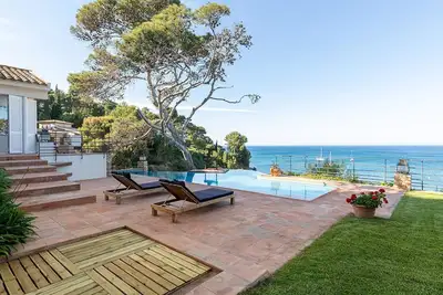 Image de My Rental Homes | Villa Bellalta with sea view and infinity pool