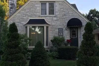 Image de A Great Place  near a Great Lake. Come visit us!