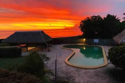 Image de . 90 M2. Accès privé lagon et piscine.