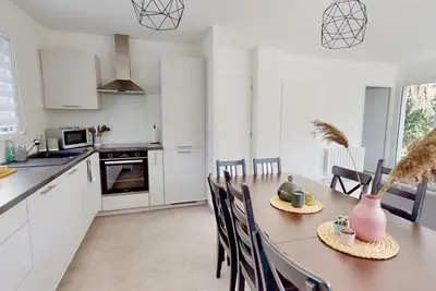 Image de Maison neuve 12 pers à 20mn de Lyon/25mn Eurexpo