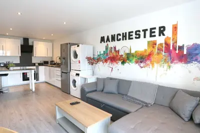Pass the Keys | Central Apartment