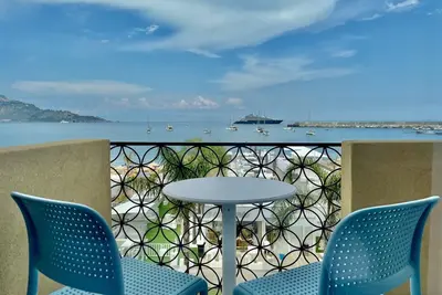 Image de La Finestra Sul Mare Modern Apartment\nAMAZING View