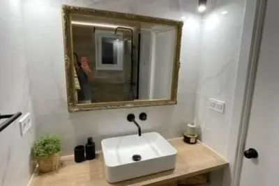 Image de Precioso Apto Recien Reformado en Miami Playa