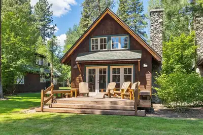 Image de Metolius River Resort Cabin 7 Luxurious cabin on the Metolius River w/ fireplace