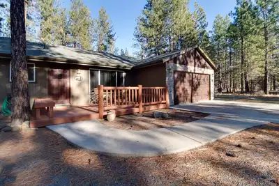 Image de The Sisters Moose Home in Tollgate Sleeps 6 Access to Seasonal Pool