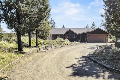 Image de Canyon Perch Beautiful High Desert Views relaxing 3 bedroom 2 bath home