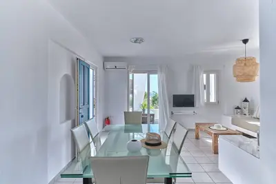Image de Seaside Ilios Home With View, 50m From Logaras Sandy Beach