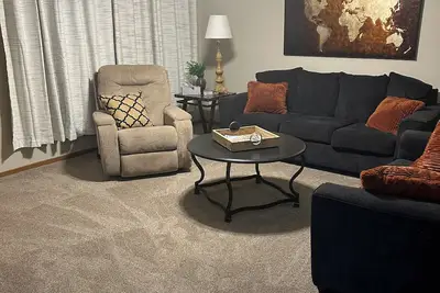 Image de Superb 2 Br w/garage near Fargodome