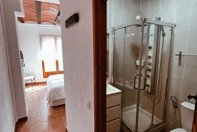 Image de Habitación en el Barrio Histórico de la Población, Junto al Castillo