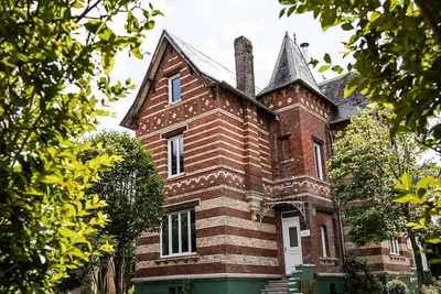 Image de La Villa de l'Etoile situé aux portes du casino et de l'avenue verte