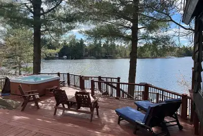 Image de Adirondack Area Trout Lake Waterfront Cottage, Hot Tub, Pontoon Boat, Upstate Ny