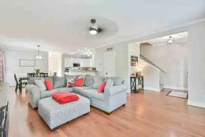 Image de Alumni, Parents, Sports - Spacious 3/2. 5 Near Uga