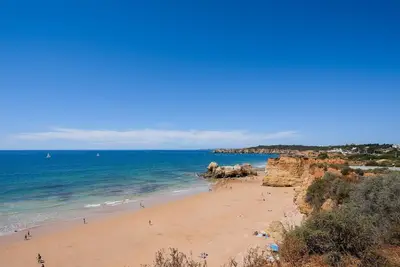 Praia do Amado Flat by LovelyStay